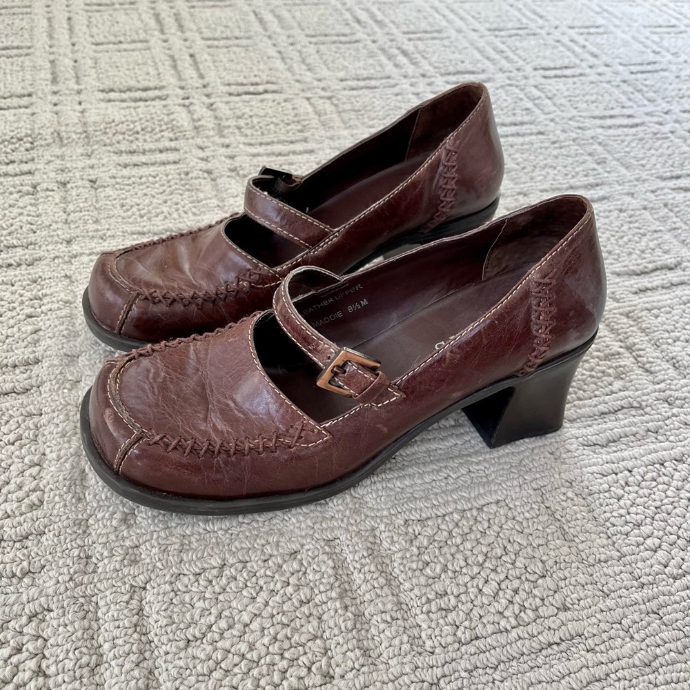 Two Lips shoes
